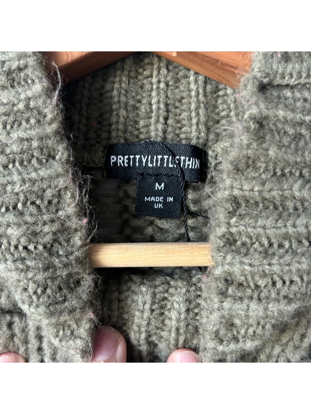 PrettyLittleThing Olive Chunky Knit Mock Neck Cropped Sweater Vest Womens M